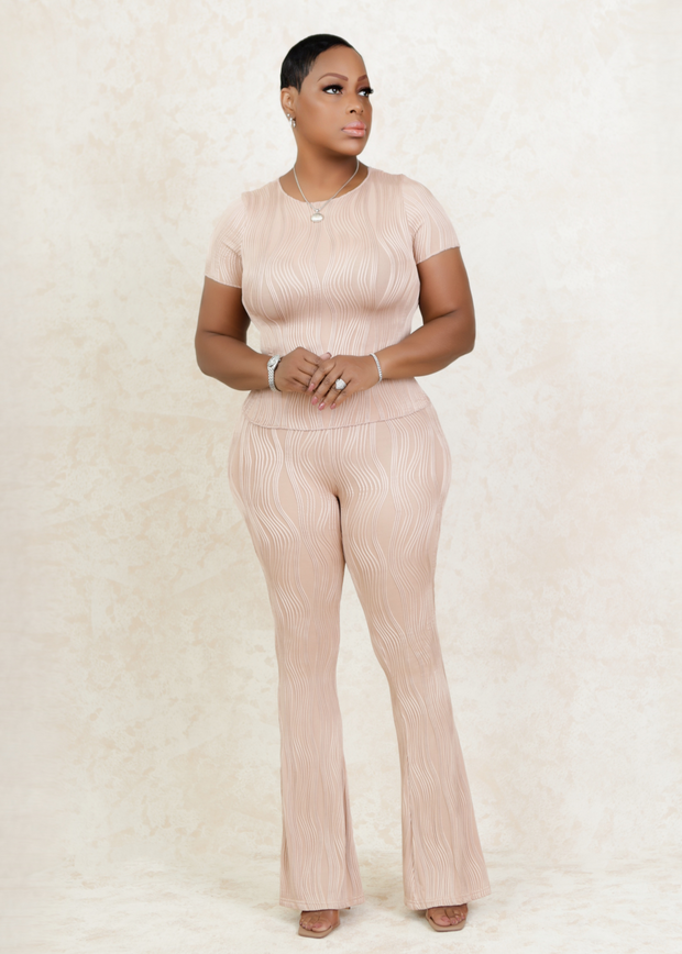 Runway Wavy Bliss Casual Top with Flare Pants Set (Beige)